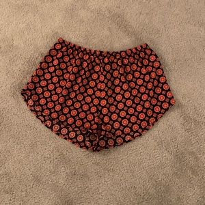 Ambiance Apparel shorts L